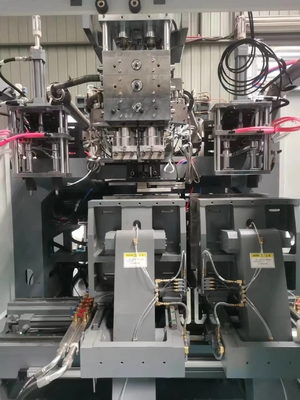 Three Head Plastic Bottle Blow Moulding Machine With IML System